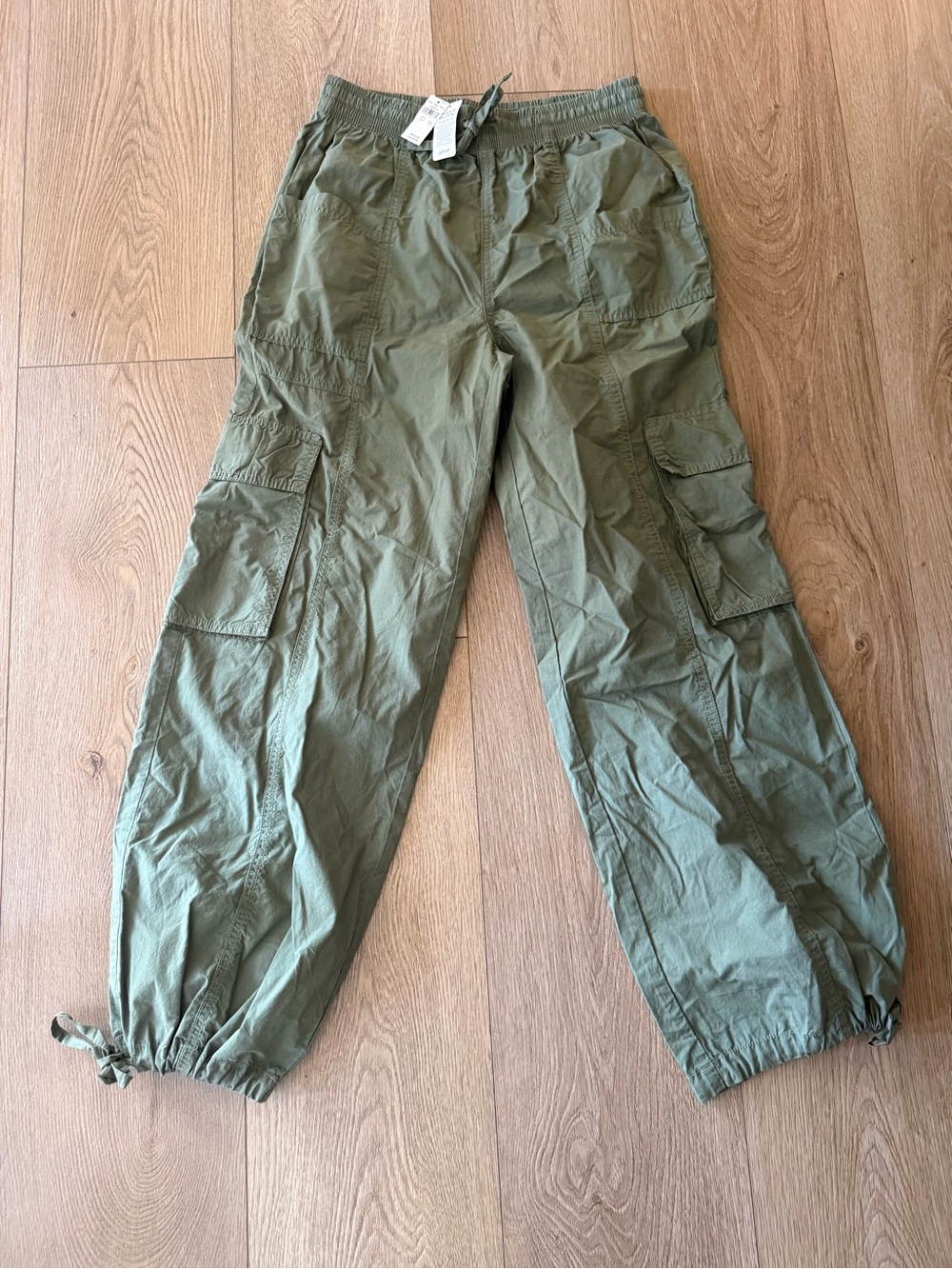 NWT Aerie Olive Green Cargo Jogger Pants Adjustable Drawstring Utility